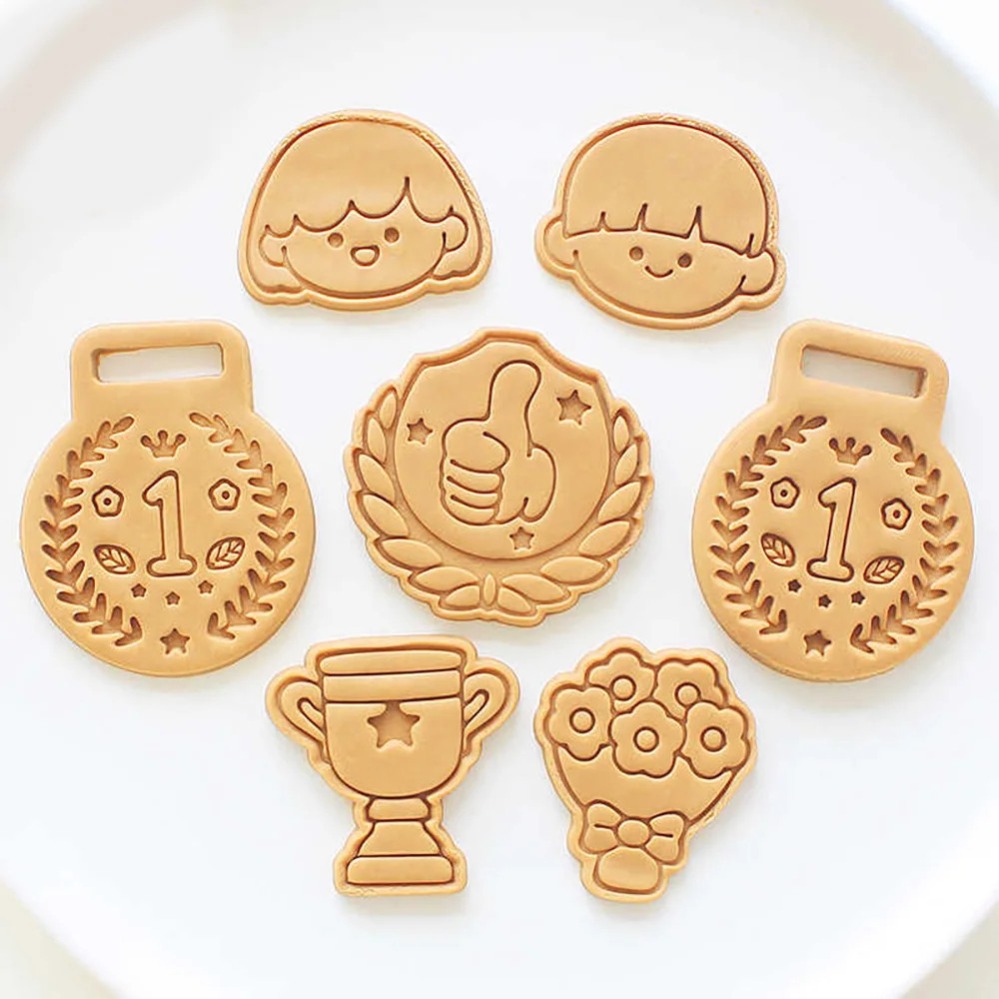 Medals Trophies Cookie Cutters - Kitchen Baking Products ulasan dan harga